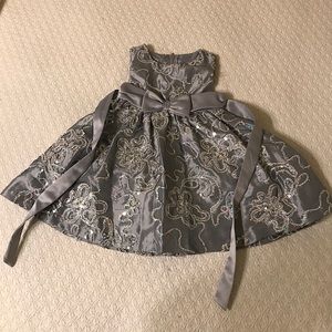 Rare Editions, Grey And Sliver Dress With Glitter patterns